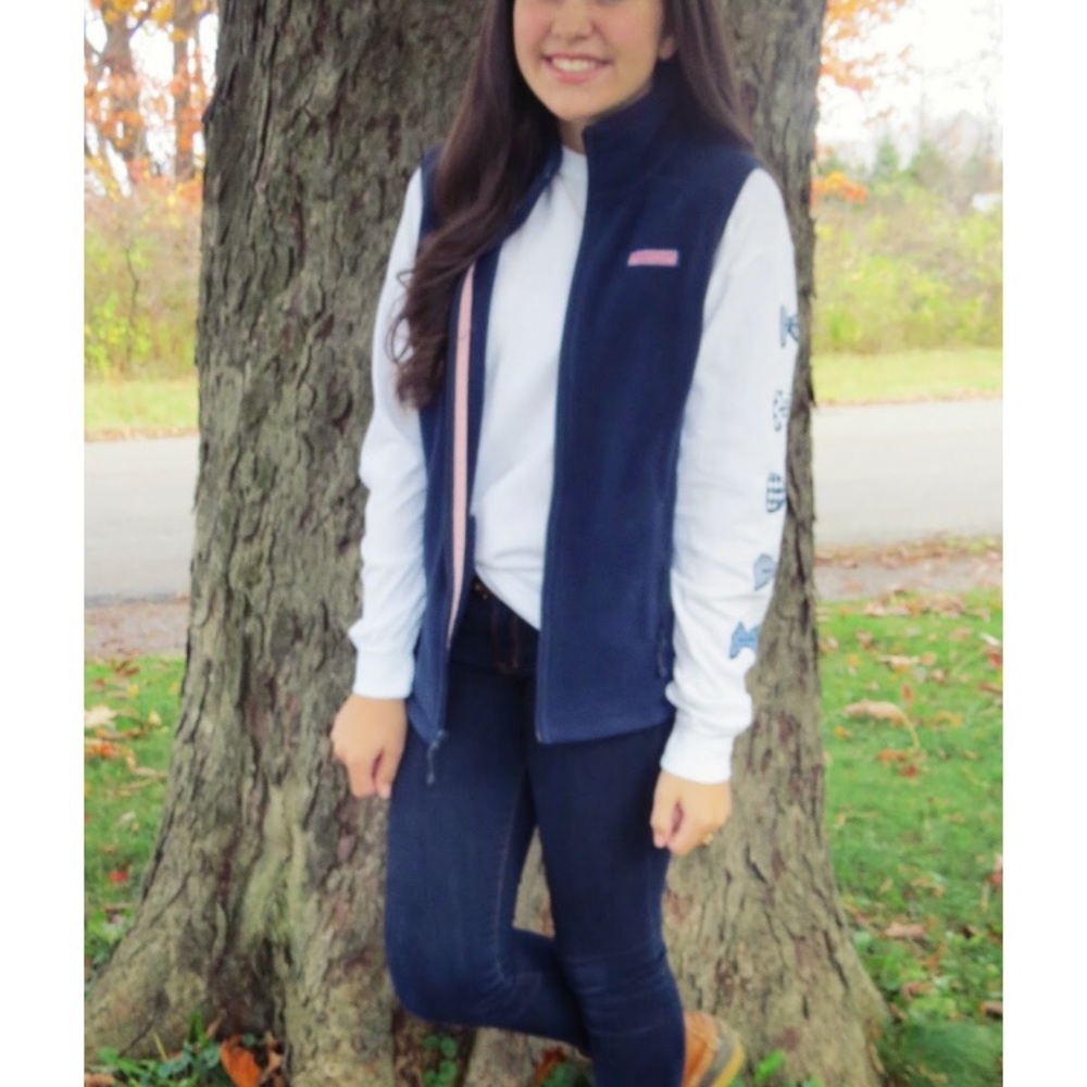 Navy blue fleece vineyard vines vest